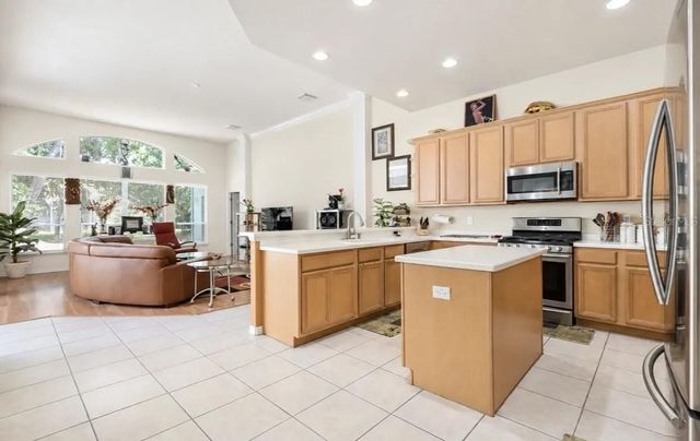 8357 GOLDEN PRAIRIE DRIVE, Tampa, FL 33647