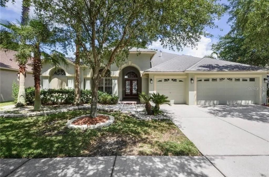 8357 GOLDEN PRAIRIE DRIVE, Tampa, FL 33647