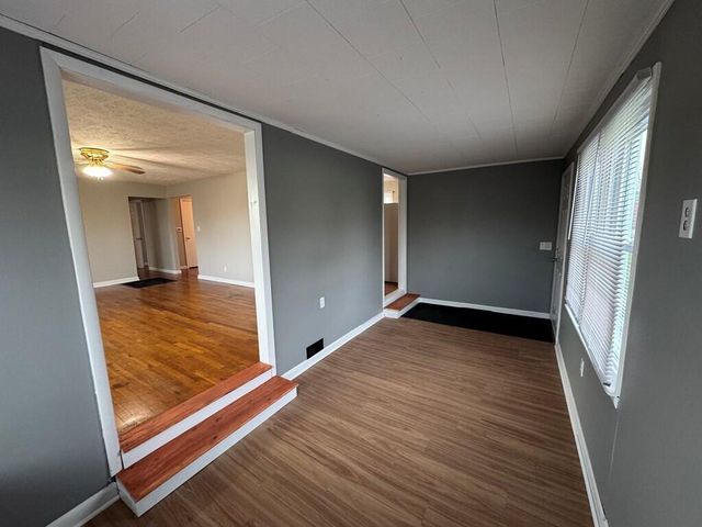 427 Foxspring Avenue, Flemingsburg, KY 41041