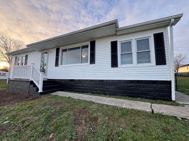 427 Foxspring Avenue, Flemingsburg, KY 41041