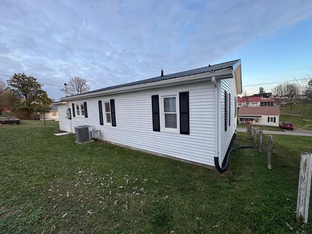 427 Foxspring Avenue, Flemingsburg, KY 41041