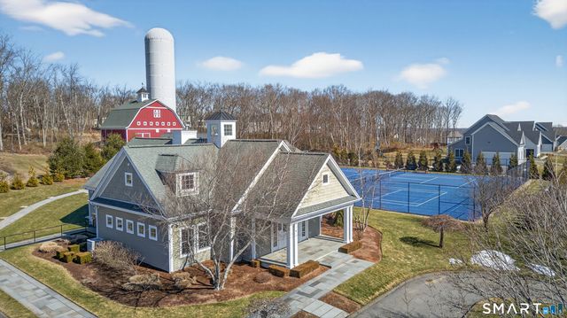 4 Arbor Crossing, East Lyme, CT 06333