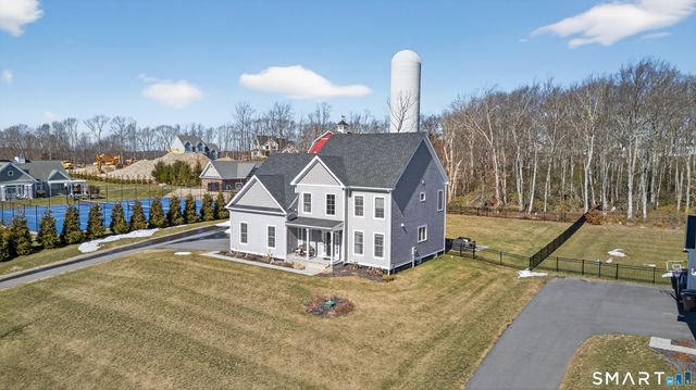 4 Arbor Crossing, East Lyme, CT 06333