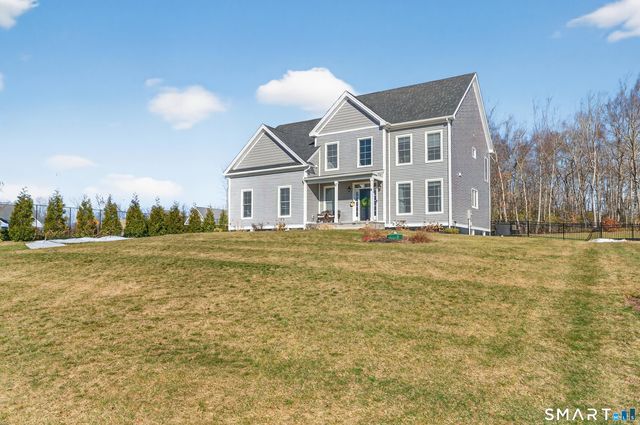 4 Arbor Crossing, East Lyme, CT 06333