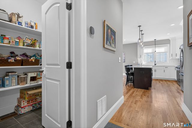 4 Arbor Crossing, East Lyme, CT 06333