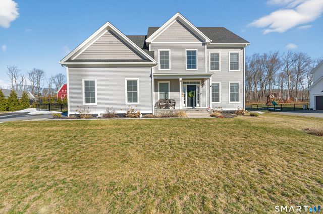 4 Arbor Crossing, East Lyme, CT 06333