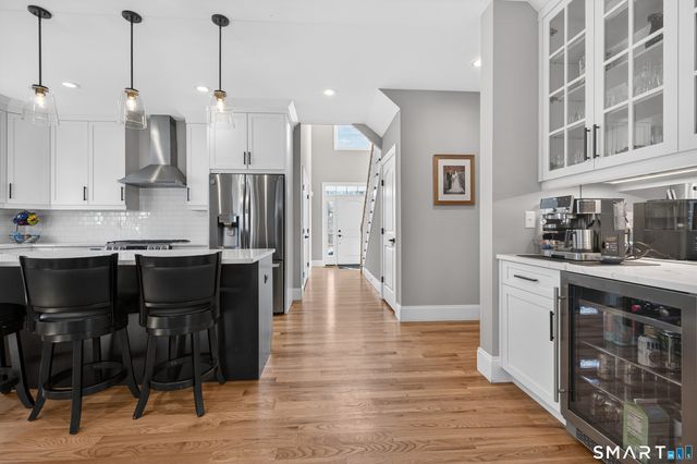 4 Arbor Crossing, East Lyme, CT 06333