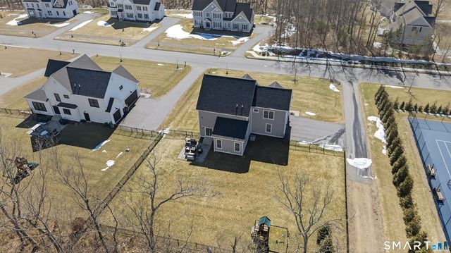 4 Arbor Crossing, East Lyme, CT 06333