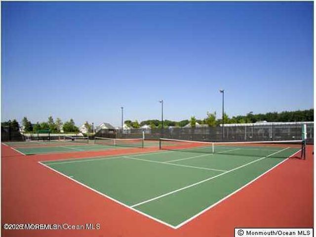 87 Huntington Drive, Jackson, NJ 08527