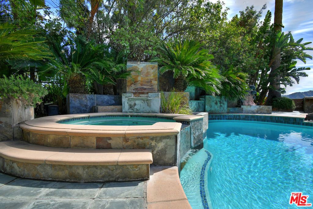 Image 68 of property listing at 3848 Alonzo Avenue, Encino, CA 91316