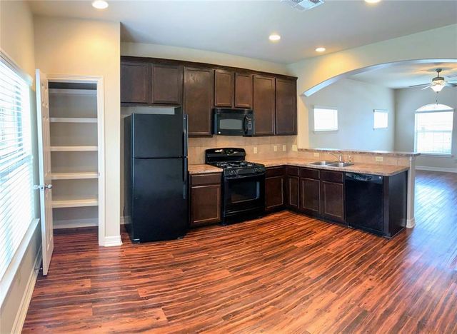 53 Woodland Hills Drive A, Conroe, TX 77303