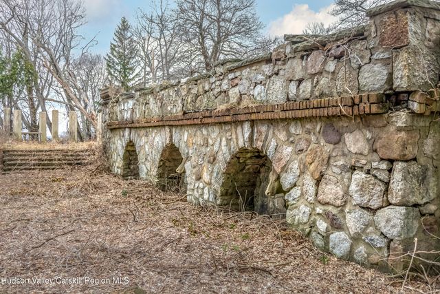95 Bottling Works Road, Cragsmoor, NY 12420
