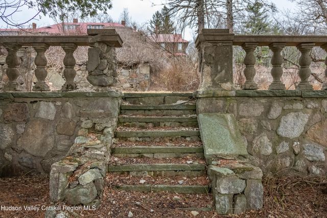 95 Bottling Works Road, Cragsmoor, NY 12420