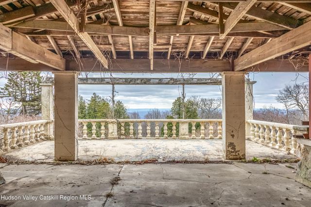 95 Bottling Works Road, Cragsmoor, NY 12420