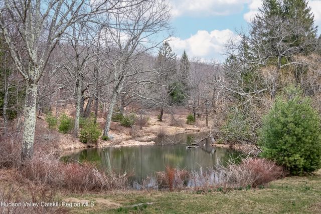 95 Bottling Works Road, Cragsmoor, NY 12420