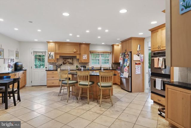 1708 RIVERVIEW RD, Gladwyne, PA 19035