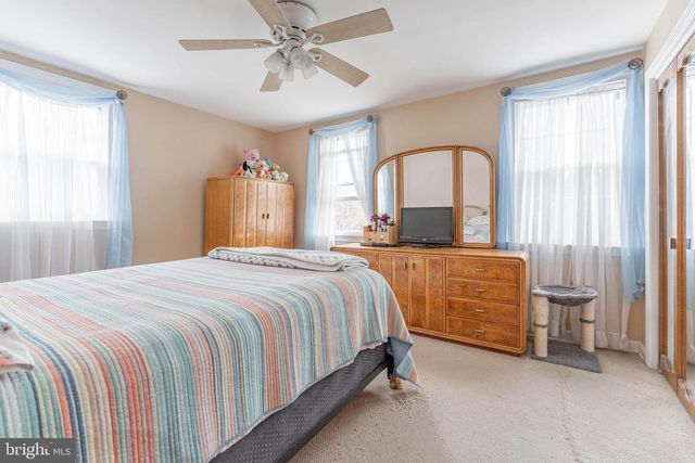 4913 WOODLAND AVE, Drexel Hill, PA 19026