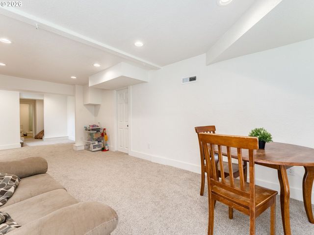 2683 GREEN MOUNTAIN Rd, Kalama, WA 98625