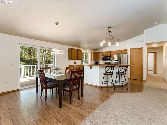 2683 GREEN MOUNTAIN Rd, Kalama, WA 98625