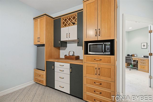 2302 Timberlee Drive, Holland, MI 49424