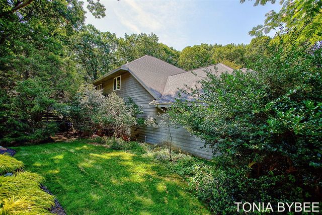2302 Timberlee Drive, Holland, MI 49424