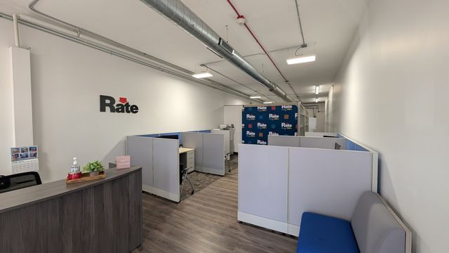 6216 Cermak Road, Berwyn, IL 60402