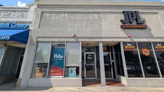 6216 Cermak Road, Berwyn, IL 60402