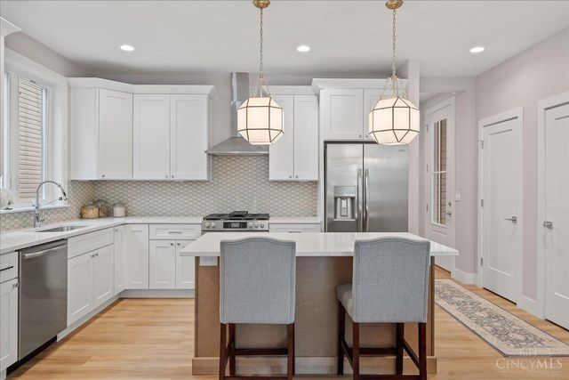 3121 Hackberry Street, Cincinnati, OH 45207