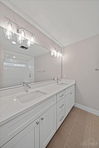 3121 Hackberry Street, Cincinnati, OH 45207