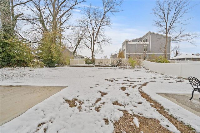 3121 Hackberry Street, Cincinnati, OH 45207