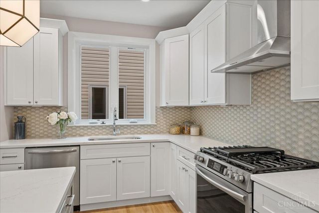 3121 Hackberry Street, Cincinnati, OH 45207