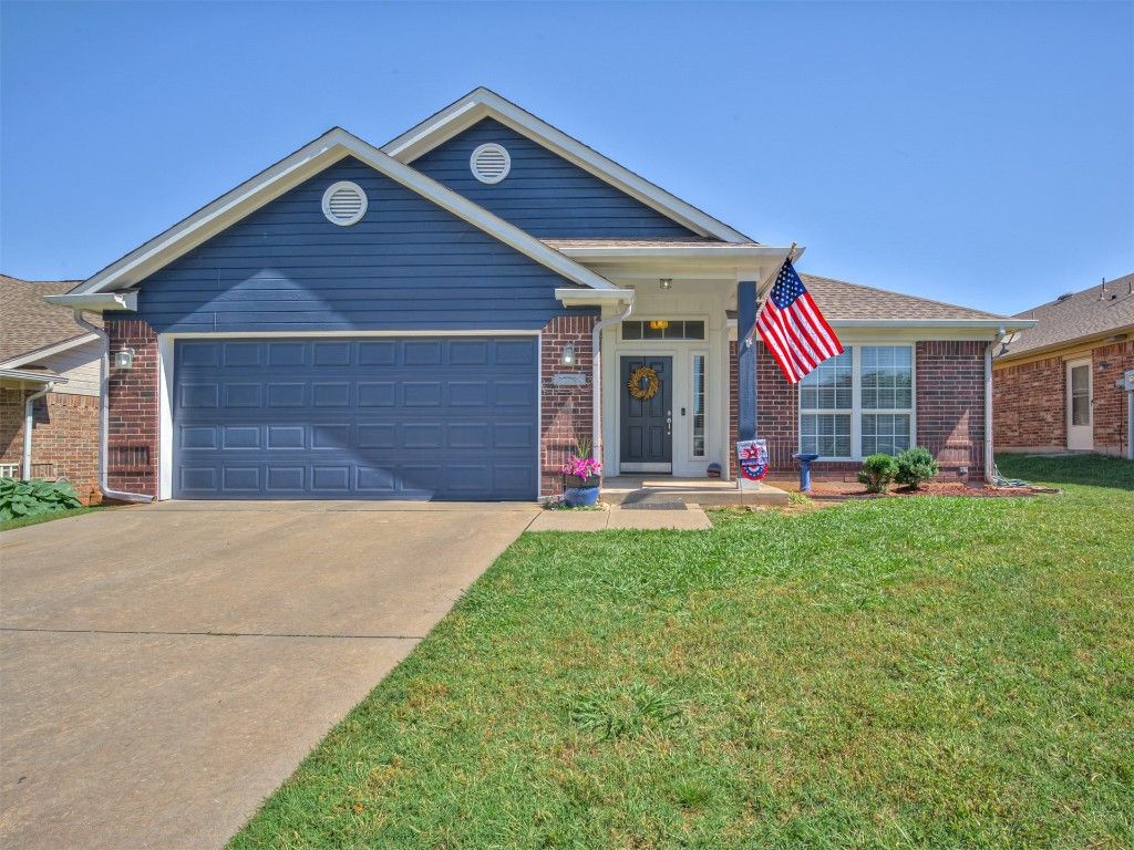 2105 SE 8th Street, Moore, OK 73160