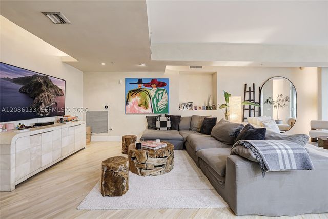 2001 Meridian Ave 307, Miami Beach, FL 33139
