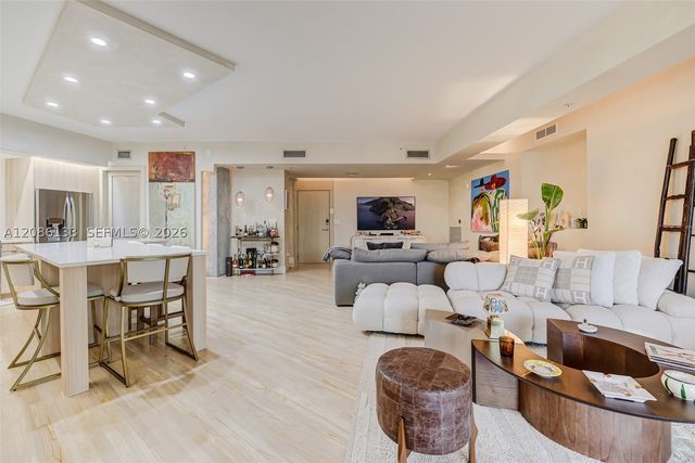 2001 Meridian Ave 307, Miami Beach, FL 33139
