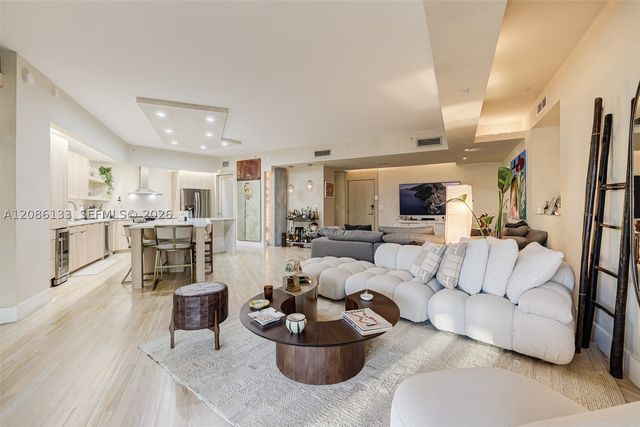 2001 Meridian Ave 307, Miami Beach, FL 33139