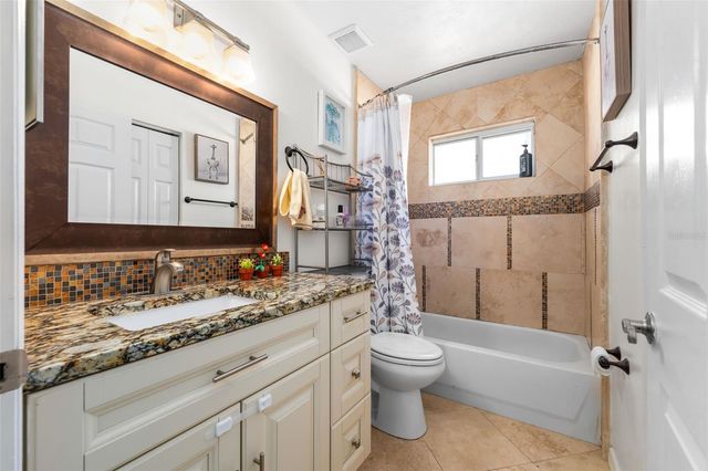 2156 NW 52 PLACE, Gainesville, FL 32605