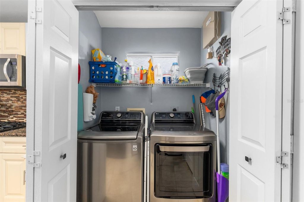 Image 15 of property listing at 2156 NW 52 PLACE, Gainesville, FL 32605