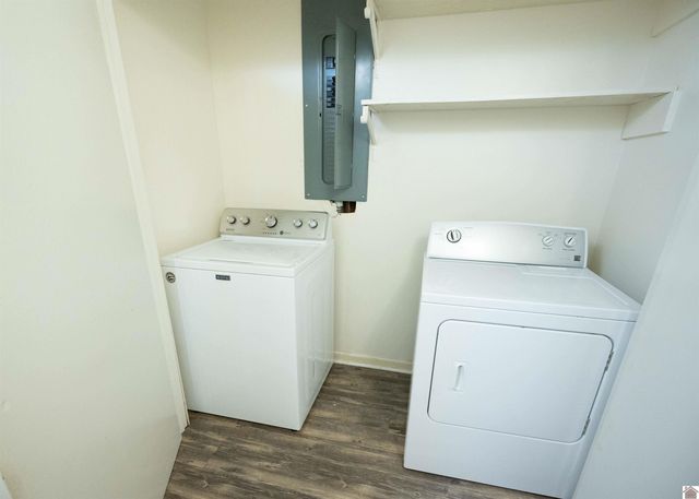 210 Irvin Cobb, Murray, KY 42071