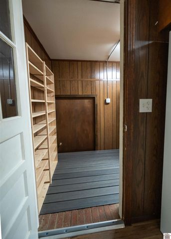 210 Irvin Cobb, Murray, KY 42071