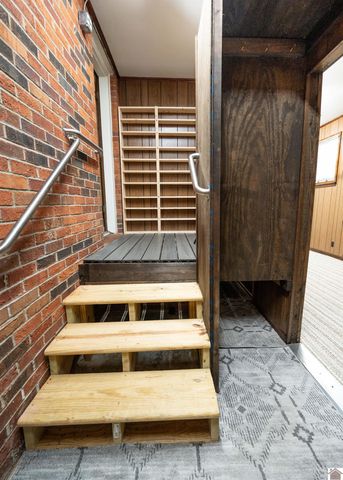 210 Irvin Cobb, Murray, KY 42071