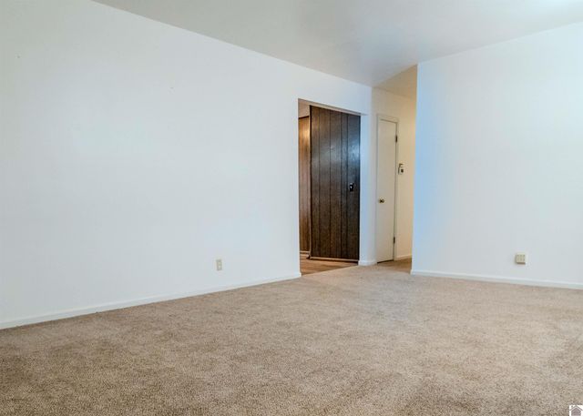 210 Irvin Cobb, Murray, KY 42071