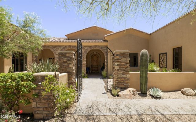 10725 E GREYTHORN Drive, Scottsdale, AZ 85262