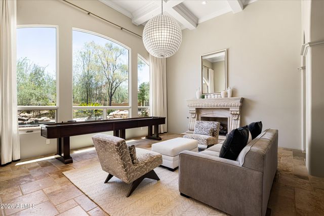 10725 E GREYTHORN Drive, Scottsdale, AZ 85262