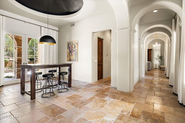 10725 E GREYTHORN Drive, Scottsdale, AZ 85262