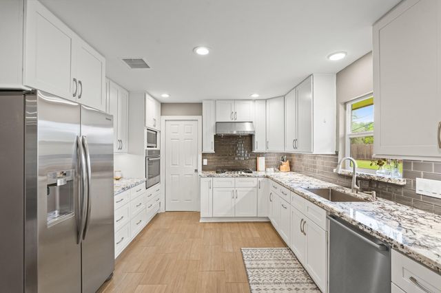 5242 Sanford Road, Houston, TX 77035