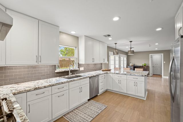 5242 Sanford Road, Houston, TX 77035