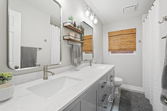 5242 Sanford Road, Houston, TX 77035