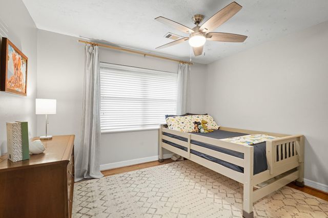 5242 Sanford Road, Houston, TX 77035