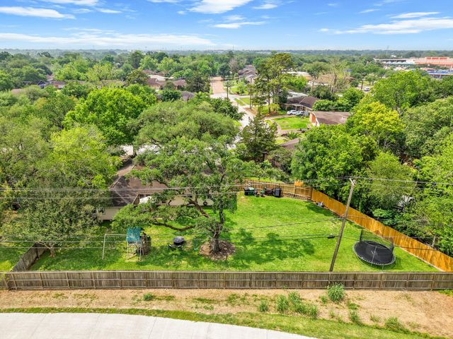5242 Sanford Road, Houston, TX 77035