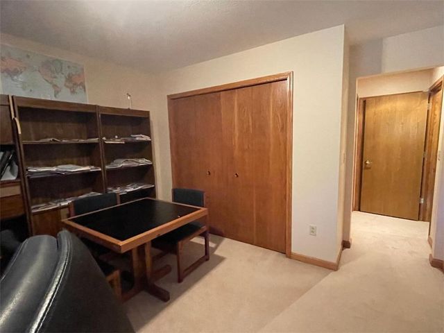 1445 Winterberry Ct 2B, Hermitage, PA 16148